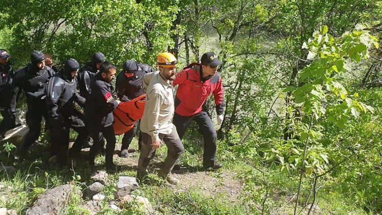 Tunceli'de kaybolan 3 gençten birinin daha cesedine ulaşıldı