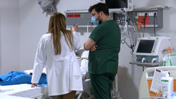 Türkiye’de yoğun bakım yatış oranlarında azalma yok 