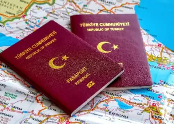 Türkiye'deki gençler yurt dışında yaşamak istiyor