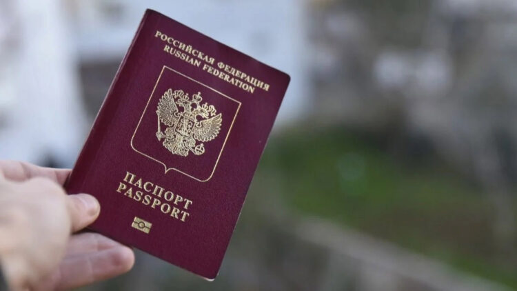 Ukraynalılara çağrı: rus pasaportunu alın