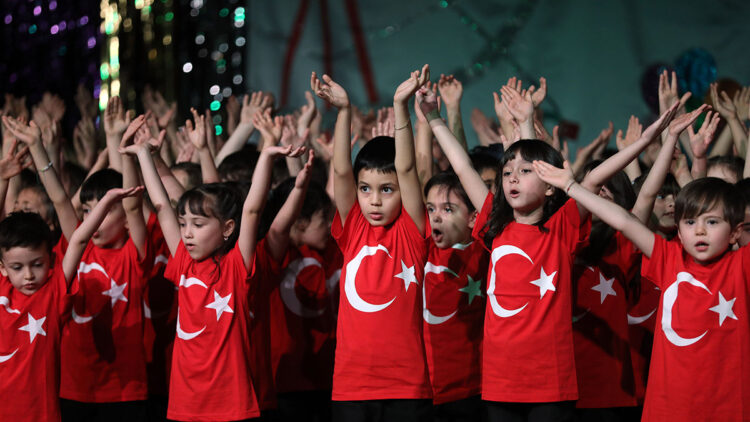 Yenimahalle'de minik öğrenciler kep attı