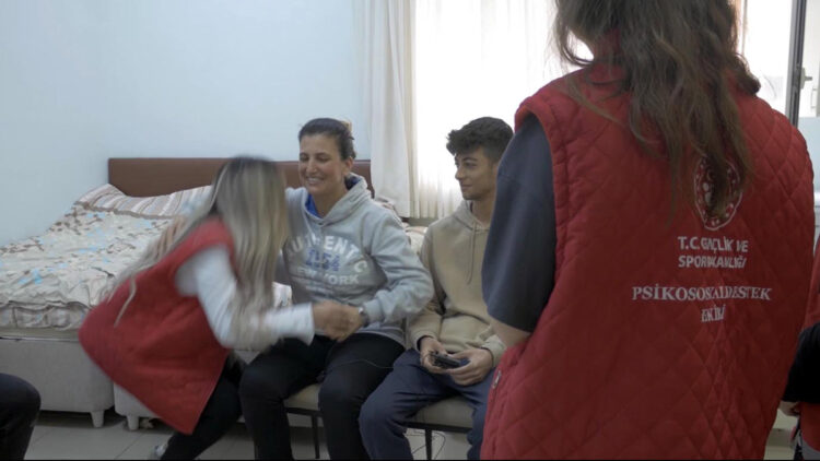 Yurtlarda kalan depremzede sayısı 130 bin