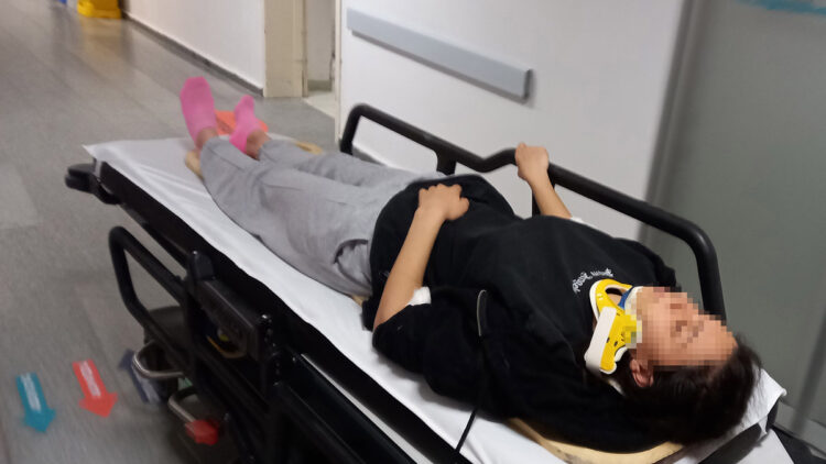 Yurttan çarşafla kaçmayak çalışan kişi düşüp yaralandı