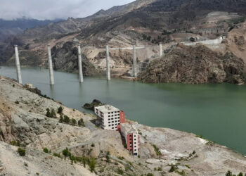 Yusufeli Barajı'nda suyun seviyesi 126 metreye ulaştı
