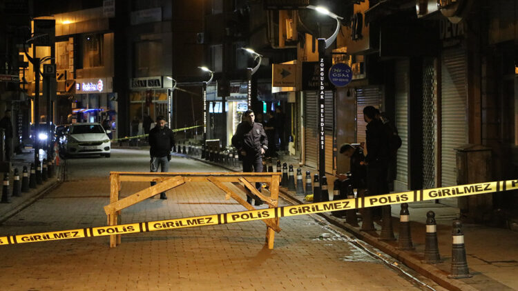 Zonguldak'ta havaya ateş açan kişi 'bunalmış'