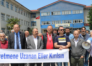 Zonguldak'ta öğretmene saldıran şüpheliler kınandı
