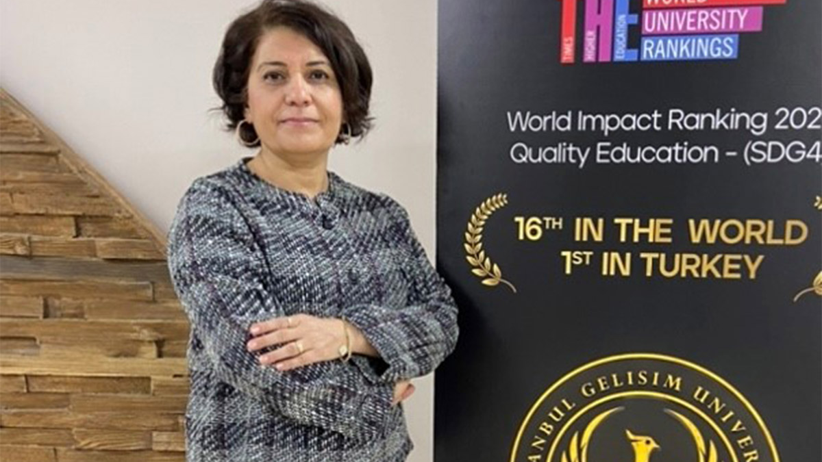 İstanbul Gelişim Üniversitesi (İGÜ) Bağımlılıkla Mücadele Koordinatörü Dr. Öğr. Üyesi Nurten Elkin, ailesi ile ilişkisi yetersiz olan ergenlerin teknoloji kullanımına daha çok yöneldiğini söyledi.