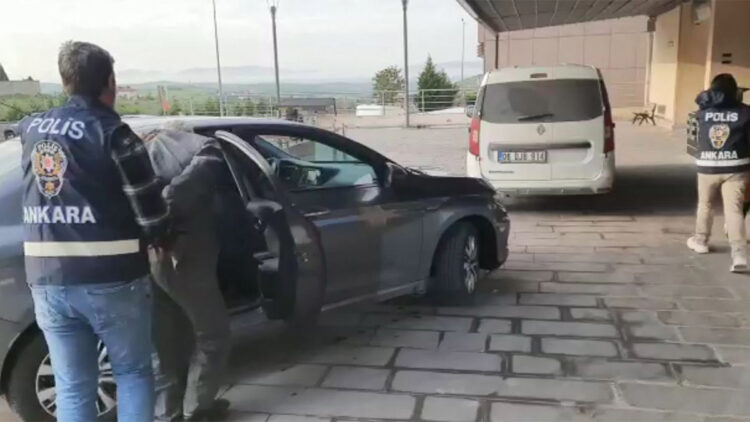 Ankara'da terör örgütü operasyonu; 20 gözaltı