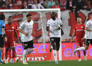 Önce siyah sonra beyaz