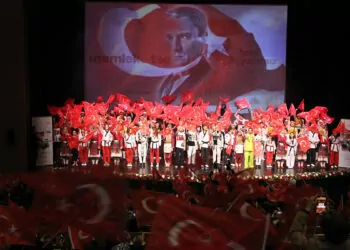 Atatürk kültür merkezi'nde 19 mayıs kutlaması