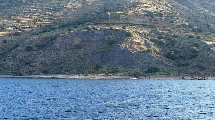 Ayvacık açıklarında 48 kaçak göçmen kurtarıldı