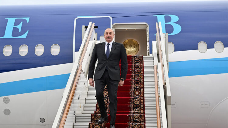 İlham Aliyev Moskova'ya gitti
