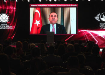 Türkiye olarak NATO'ya ciddi katkı sağlıyoruz