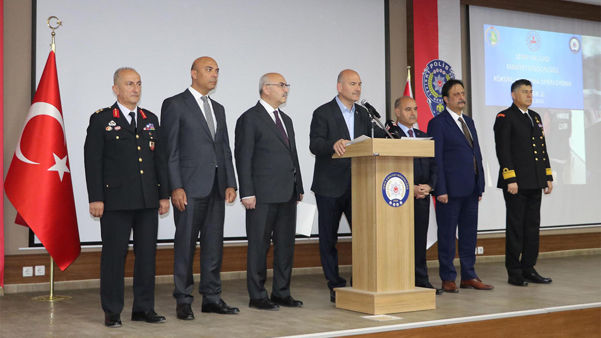 İzmir'deki 2'nci Kökünü Kurutma Operasyonu; 310 kişi gözaltında