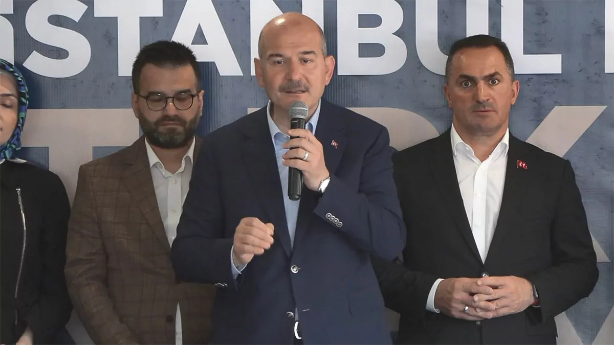 İçişleri bakanı süleyman soylu, kağıthane ak parti i̇lçe teşkilatını ziyaret etti. Bakan soylu, "bu 11 gün boyunca çok çalışacağız, çok gayret göstereceğiz, çok mücadele edeceğiz" dedi.