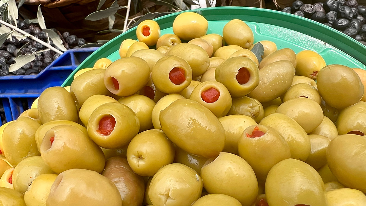 Türkiye'nin coğrafi zenginliklerinin yurt dışında tanıtılması ve tescili amacıyla yapılan çalışmalar kapsamında Gemlik zeytini tescil almaya hak kazandı.