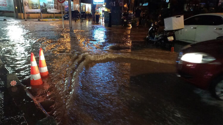 Balıkesir’de metrekareye 50 kilogram yağış