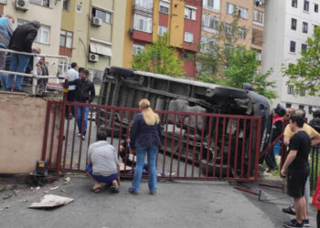 Kaza sonrası doğalgaz dağıtım kutusunda sızıntı