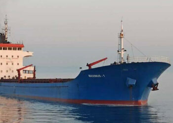 Panama bayraklı kargo gemisi boğazda arıza yaptı