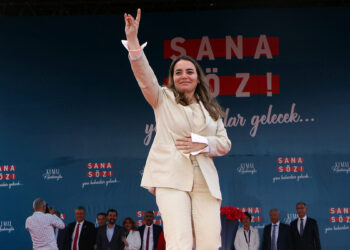 Çukurova'da 11 kadın milletvekili meclise girdi