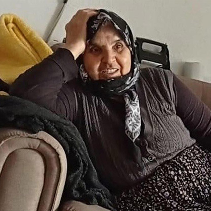 Ormanda kaybolan Ayşe teyzeyi jandarma arıyor
