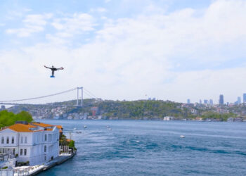 Kıtalar arası drone ile kargo teslimatı