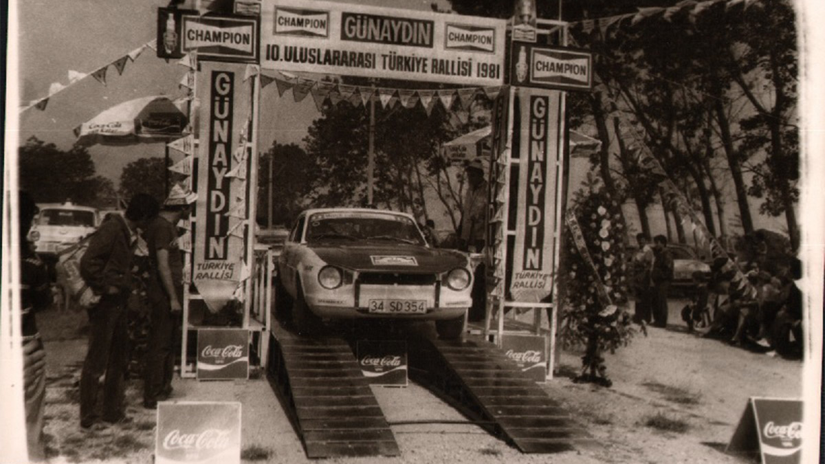 Türkiye’nin seri üretim için tasarlanan ilk yerli otomobili Anadol NFT koleksiyonunda yerini aldı. 750 parçalık koleksiyon, yeni medya alanında da satın alma hizmeti vermeye başlayan Zer ve Türkiye'nin ilk ve tek sanayi müzesi Rahmi M. Koç Müzesi tarafından hazırlandı.