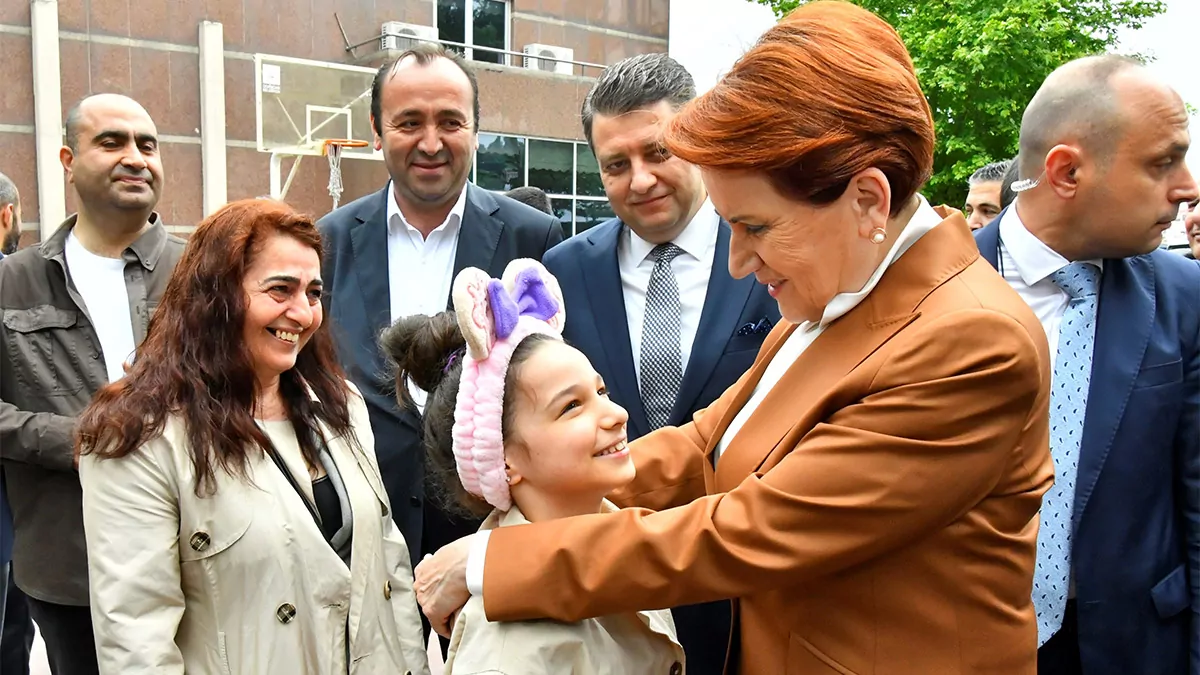 Ek fotograflarla meral aksener oyunu kullandi 8319 dhaphoto1 - i̇yi parti haberleri, politika - haberton