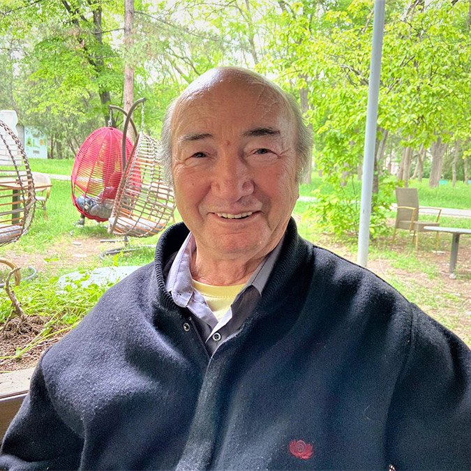 Botanik alanda 40 yıl çalışma yapan Prof. Dr. Mecit Vural, Doğa Koruma ve Milli Parklar Genel Müdürlüğü'nün desteğiyle Ankara'nın nadir endemik bitki türlerini korumaya yönelik proje geliştirdi.