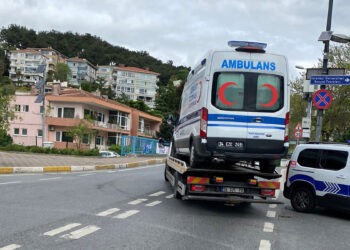 Esenyurt Belediyesi ambulansı haczedildi