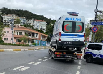 Esenyurt belediyesi ambulansı haczedildi