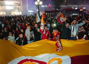 Galatasaray şampiyonluğunu ankara'da kutladı