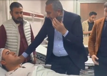 AK Parti ve CHP'li gençler arasında kavga