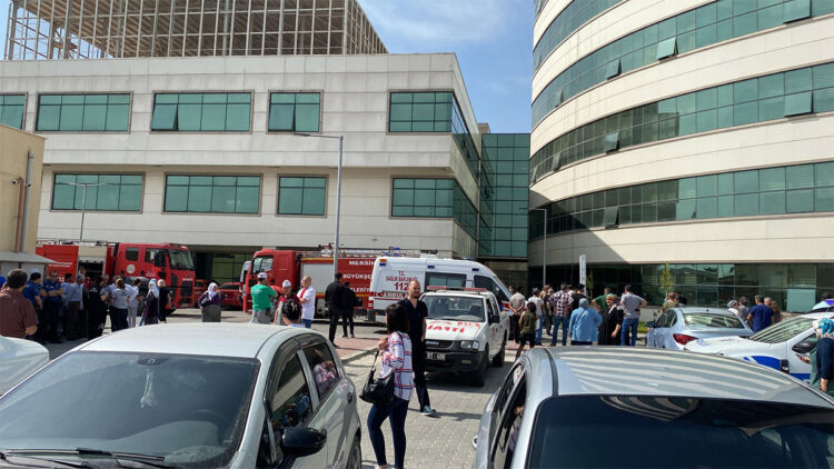 Devlet hastanesinde yangın