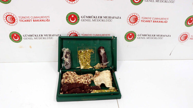 Lokum kutusundan uyuşturucu çıktı