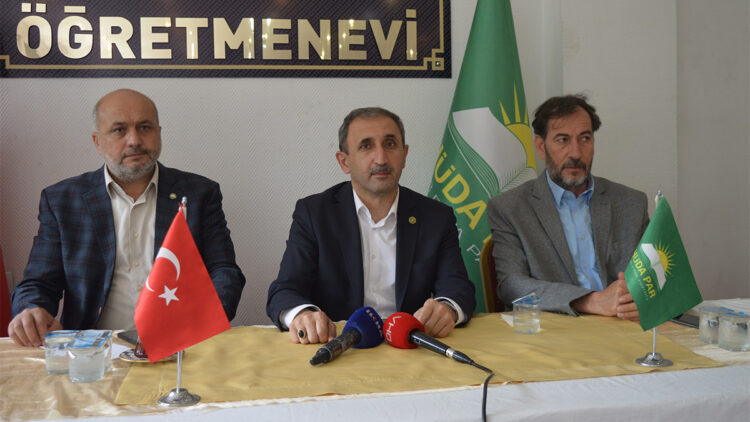 Yeminimizi eder Meclis'te yer alırız