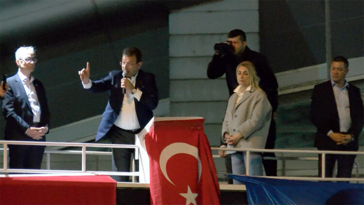 Bu atılan taşlar kardeşliğimize atılmıştır