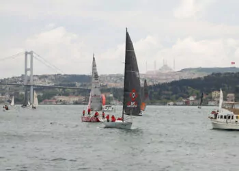 Bau bosphorus sailing cup yarışında rekabet artıyor