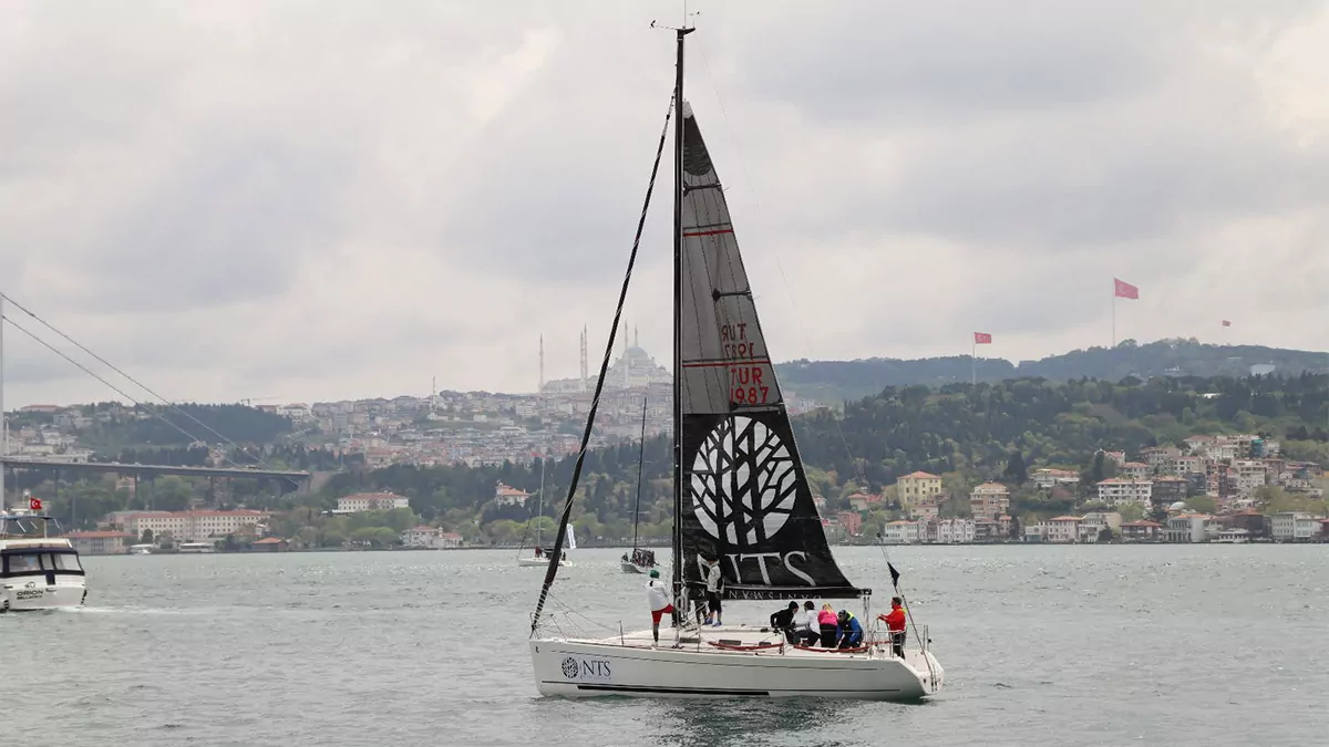 Bau bosphorus sailing cup yarışında rekabet artıyor