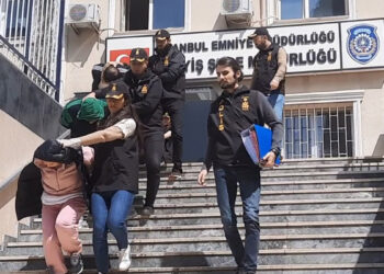 İstanbul'da fuhuş operasyonu; 8 gözaltı