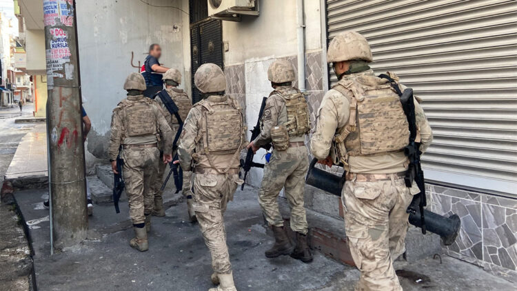 PKK/KCK terör örgütüne şafak operasyonu