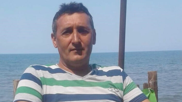 Keçisine yaprak toplarken ağaçtan düştü, hayatını kaybetti