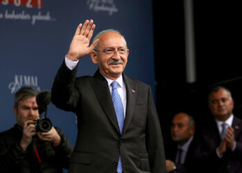 Ülkeyi terörden ve mültecilerden kurtarmaya geliyoruz