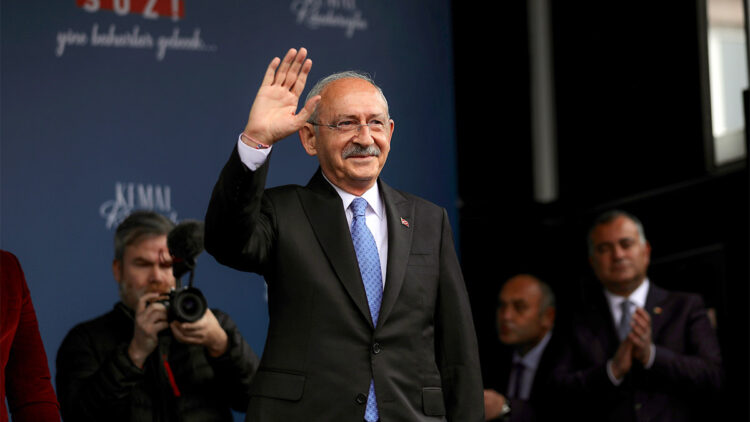 Ülkeyi terörden ve mültecilerden kurtarmaya geliyoruz