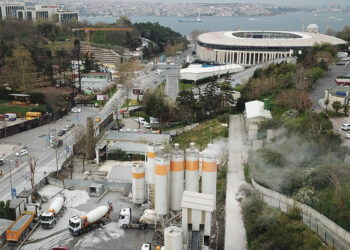 Şişli'deki Maçka Parkı çevresinde toz tepkisi