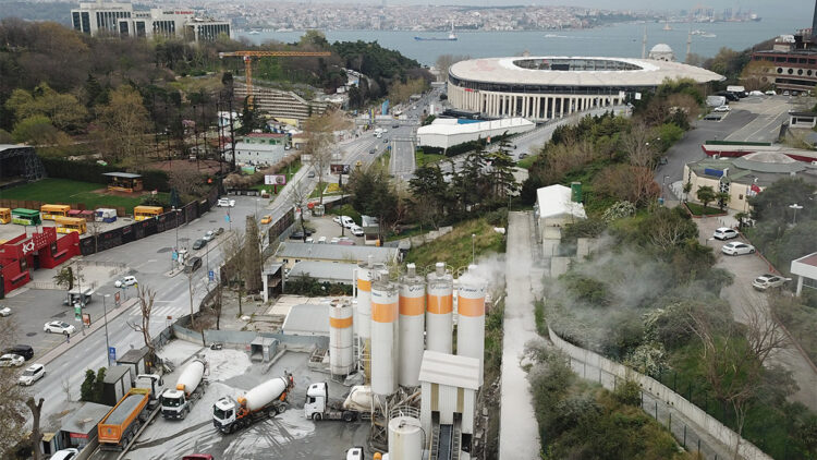 Şişli'deki Maçka Parkı çevresinde toz tepkisi