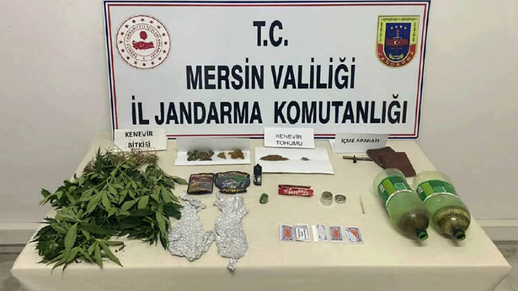 Mersin'de torbacı operasyonu; 4 gözaltı