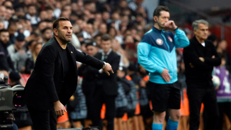 Şampiyonluğa en yakın takım biziz