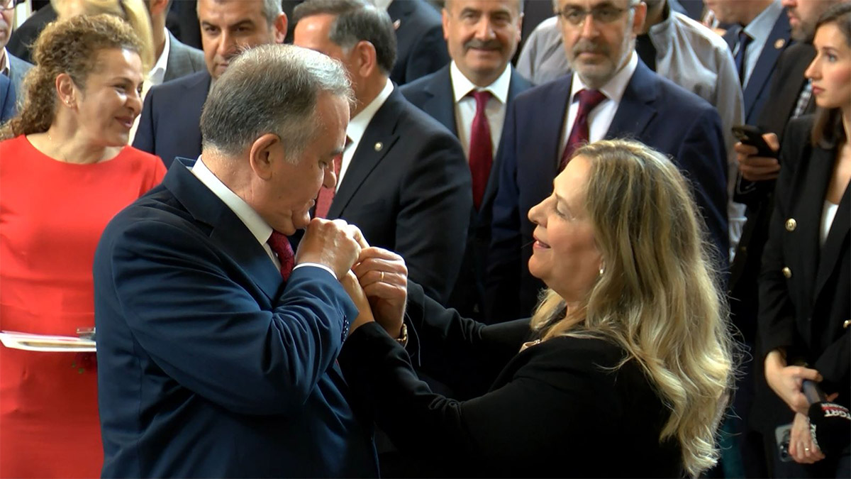 Özgür Özel CHP Grup Başkanlığı'na aday