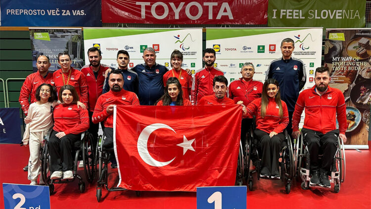 Para Masa Tenisi Milli Takımı sporcuları 3 madalya kazandı